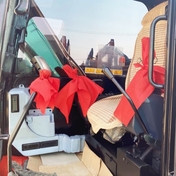 cat 307e2 excavator cab image