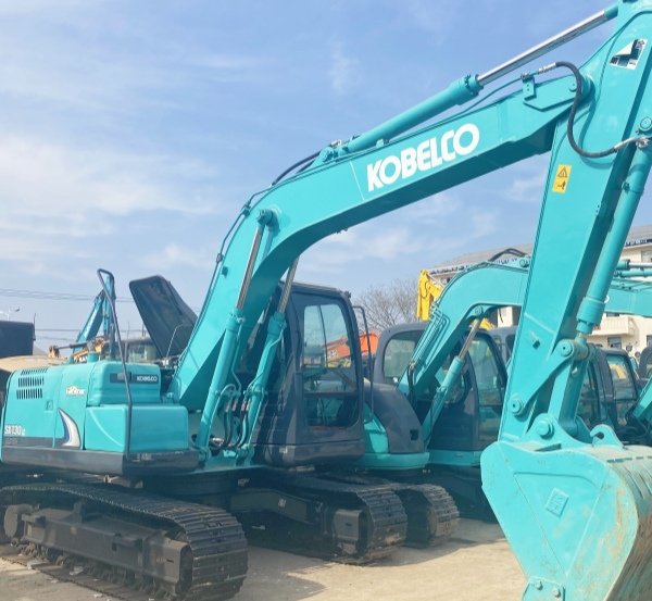 used kobelco SK75 excavator