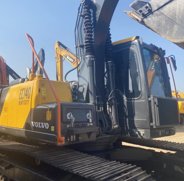 used volvo EC140 excavator