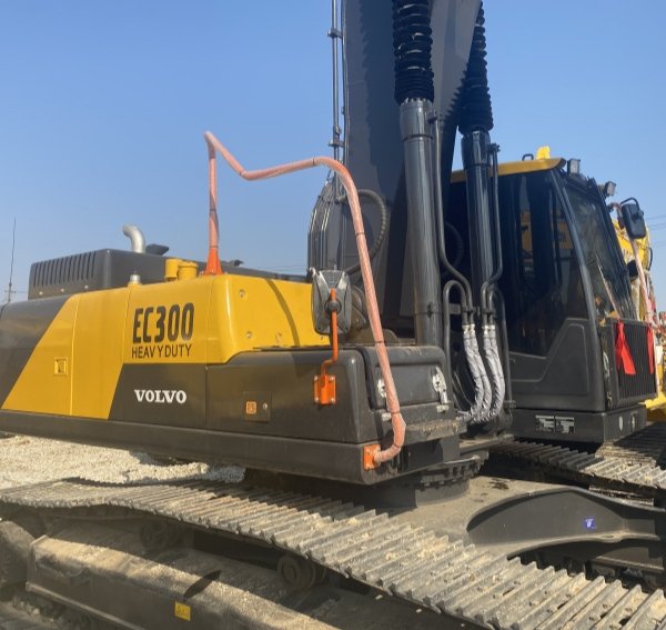 used volvo ec300 excavator