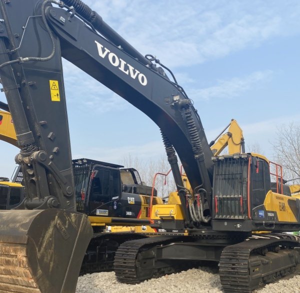used volvo EC480 excavator