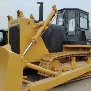 used SD32 crawler bulldozer